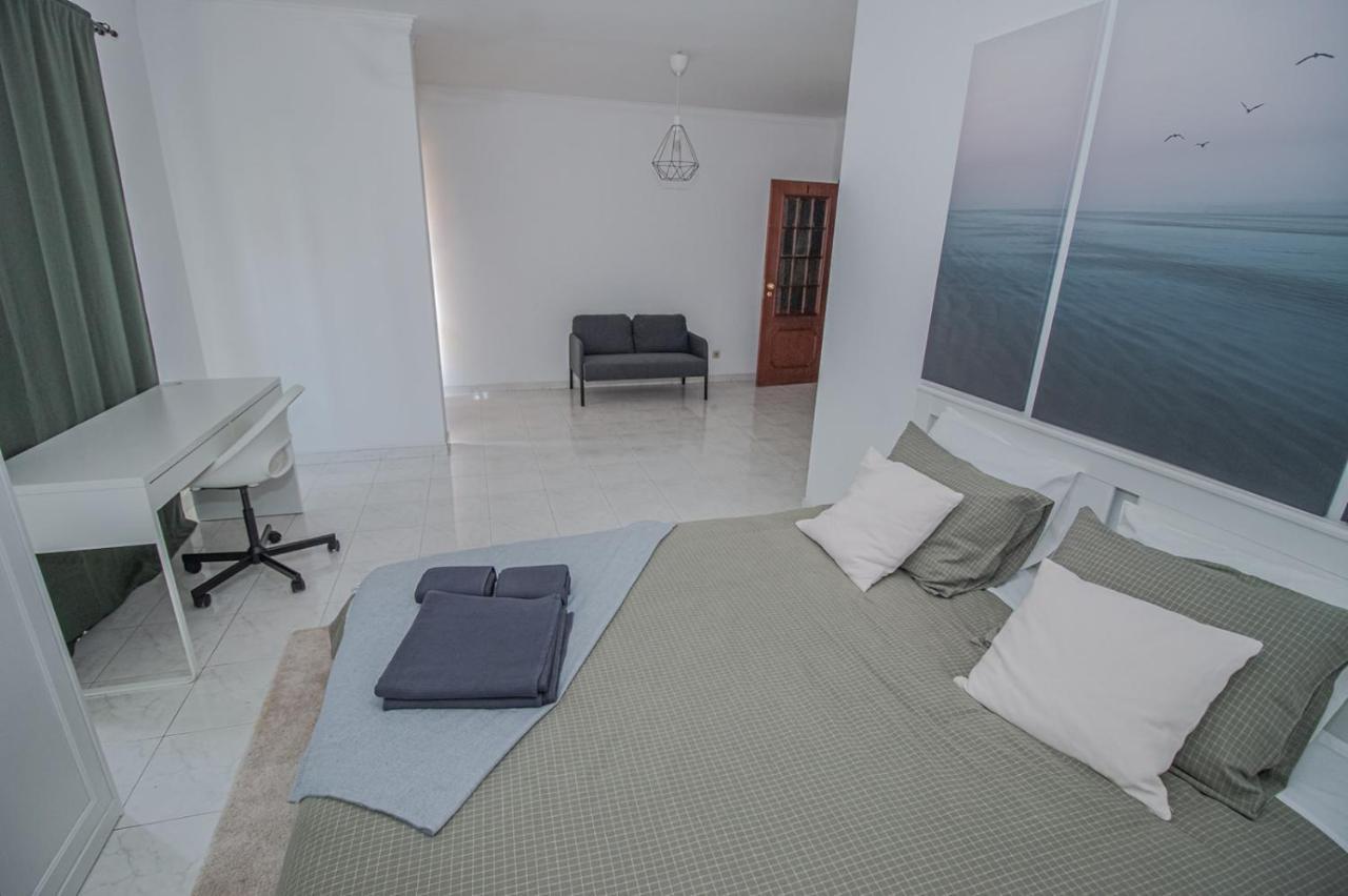 Charming Private Rooms In An Apartment A1 Penha - Faro FAO Exterior foto
